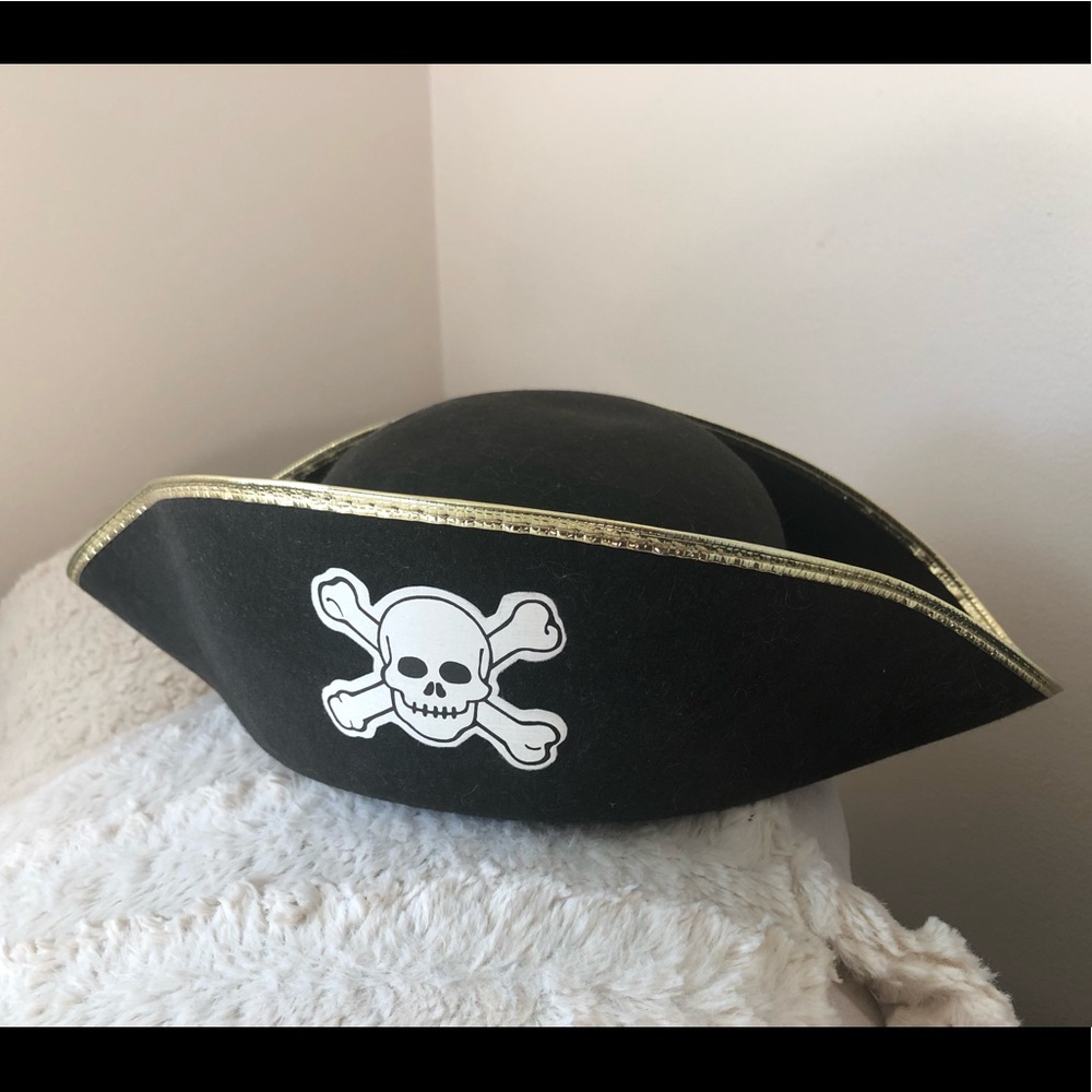 Halloween Pirate Hat black and gold
